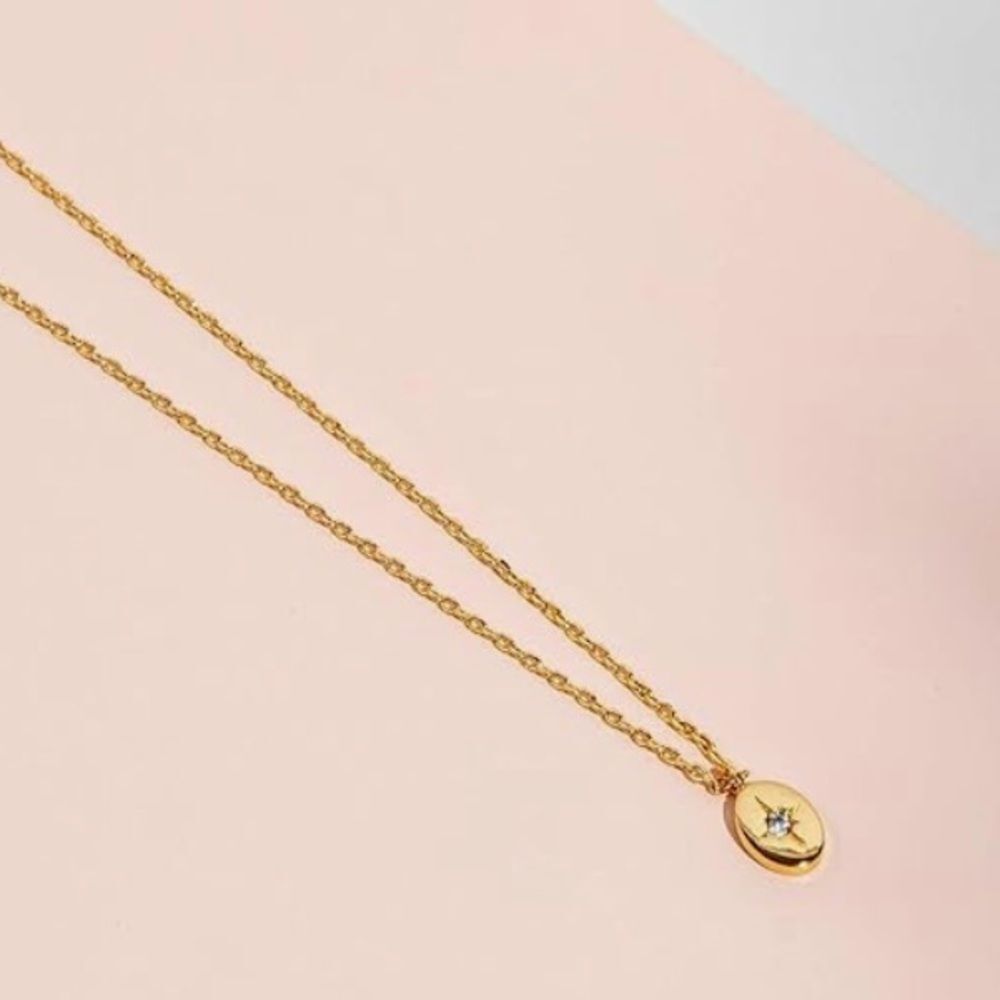 NEW 14K Gold Plated Gold Pendant Necklace with Star Design - Picture 6 of 6